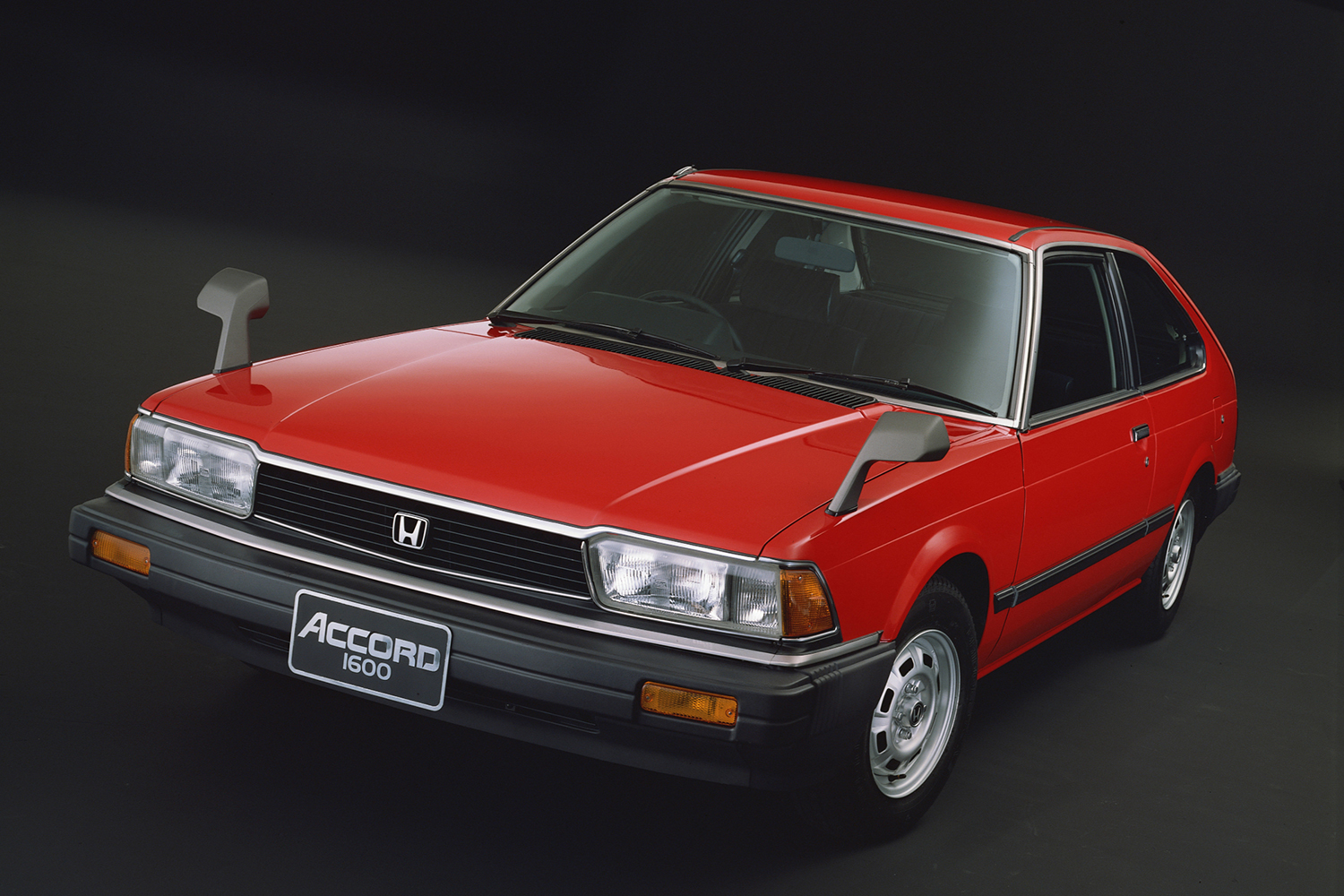 ホンダ・アコードのフロントスタイリング
