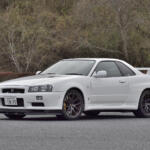 【画像】生産終了のR35GT-Rと極上のR34GT-Rを乗り比べて語る！　ドリキンが次期型GT-Rに期待するもの【土屋圭市 峠賛歌】 〜 画像22