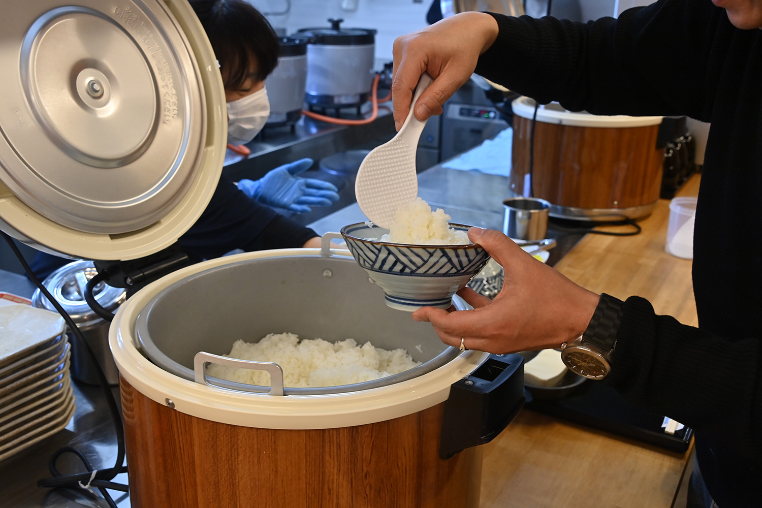 「安西食堂」は米もネギも味噌汁もおかわり自由の盛り放題セルフサービス【Ｐ専食堂】 〜 画像4
