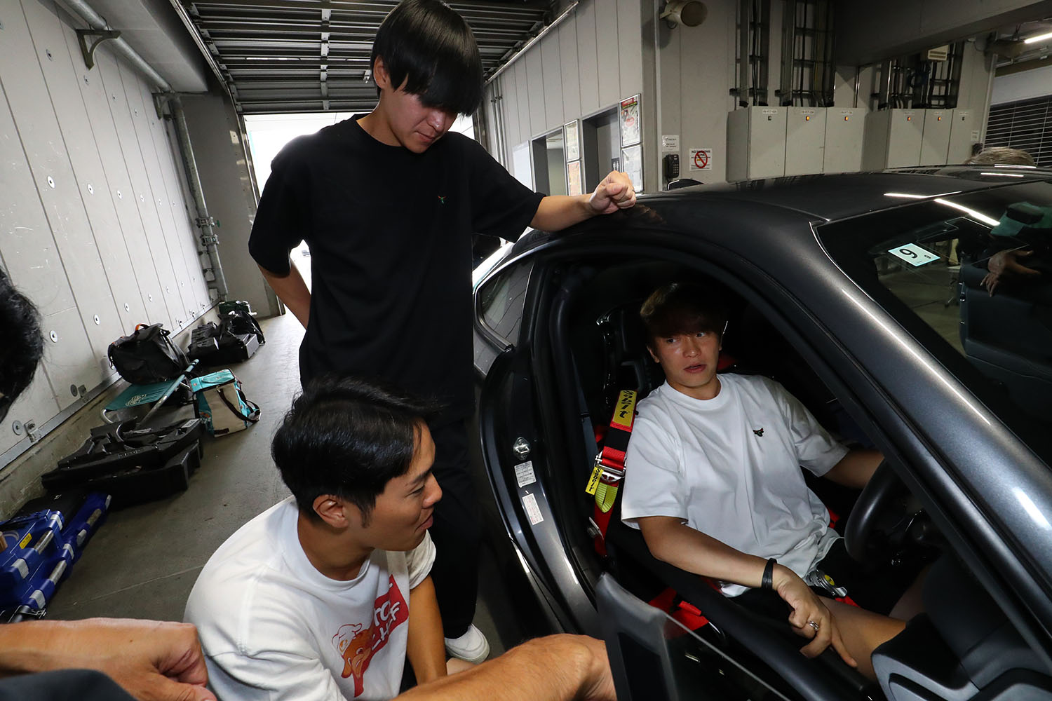 GR86と冨林選手・菅波選手・堤選手 〜 画像2