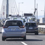 【画像】左利きの人は運転が上手いが事故率は高い？　利き手と運転の相関関係の真相を専門家に聞いてみた 〜 画像2