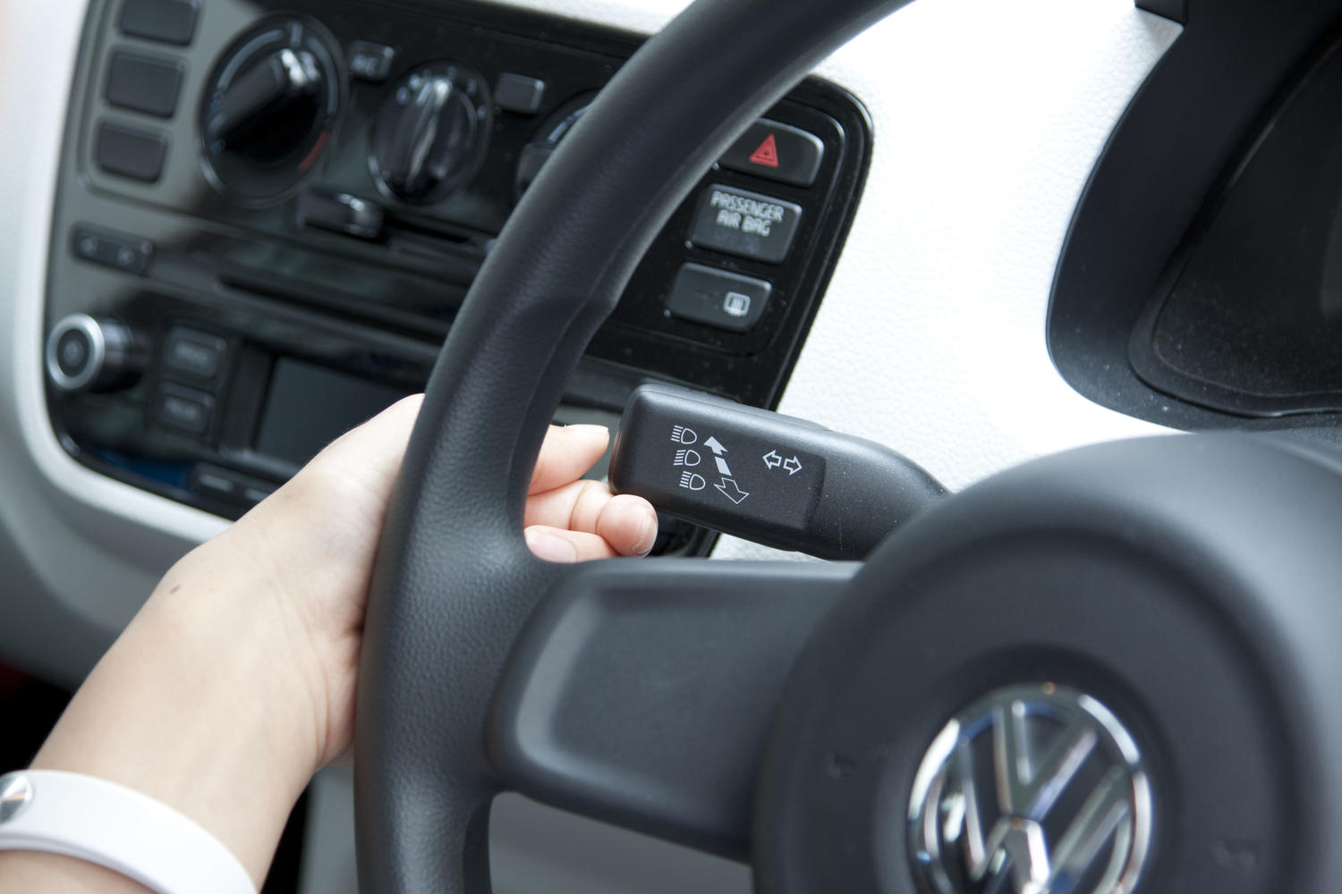 左利きはやっぱり運転もうまい!?　「利き手」とクルマの意外な関係とは 〜 画像26