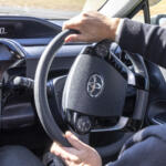 【画像】左利きの人は運転が上手いが事故率は高い？　利き手と運転の相関関係の真相を専門家に聞いてみた 〜 画像29