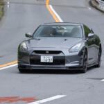 【画像】初期型は「野生馬」、最新型は「世界の富裕層が納得」。ドリキンが語るR35 GT-R、17年間の劇的進化【土屋圭市 峠賛歌】 〜 画像35