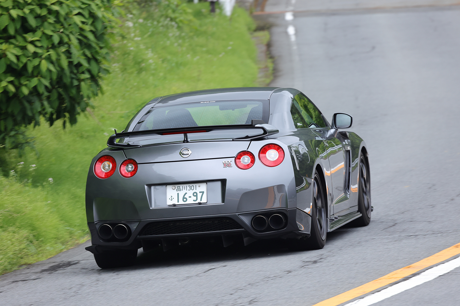 初期型R35と最終期型NISMOを乗り比べてドリキンが感じたGT-Rの進化【土屋圭市 峠賛歌】 〜 画像39