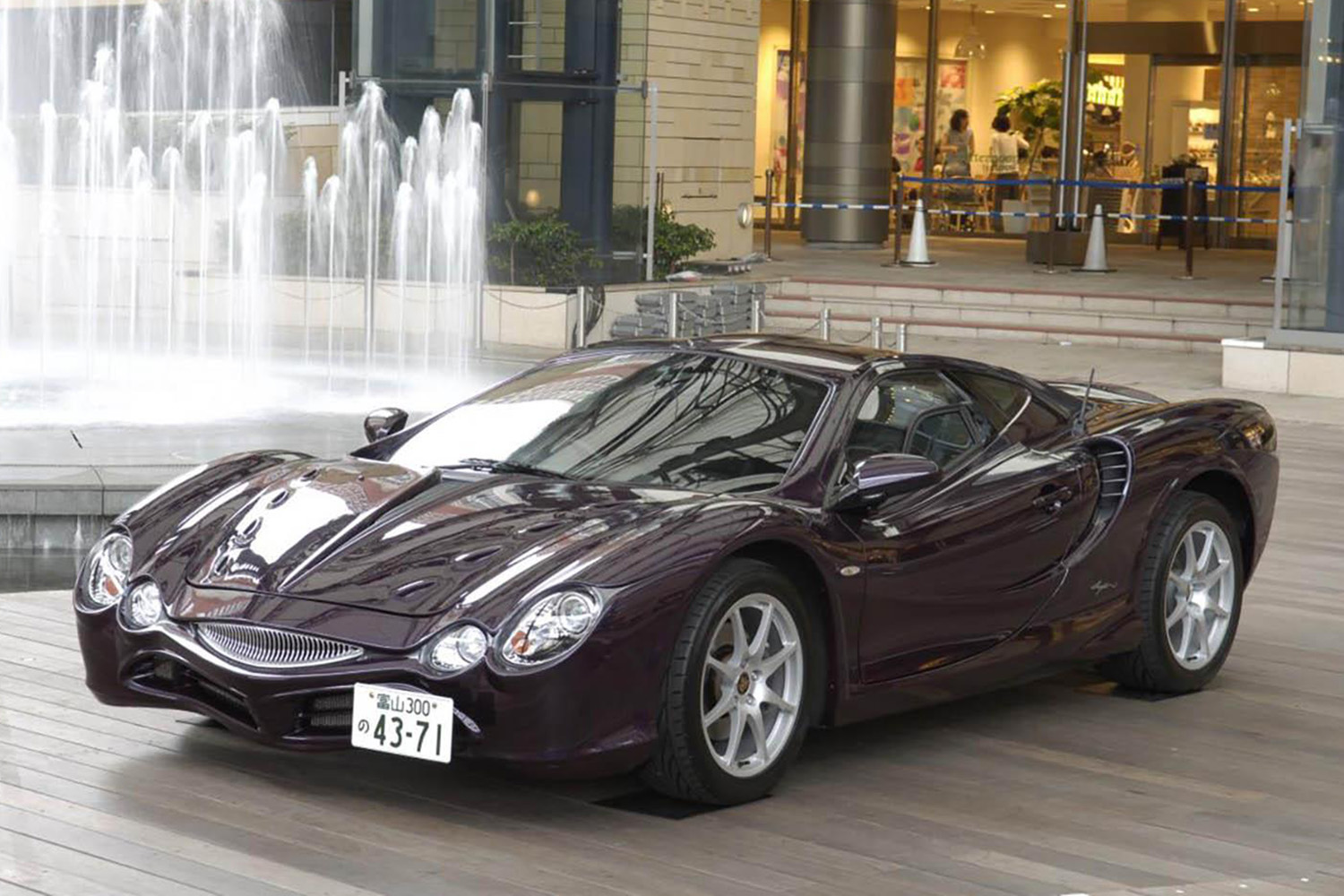 光岡オロチのフロントスタイリング 〜 画像14