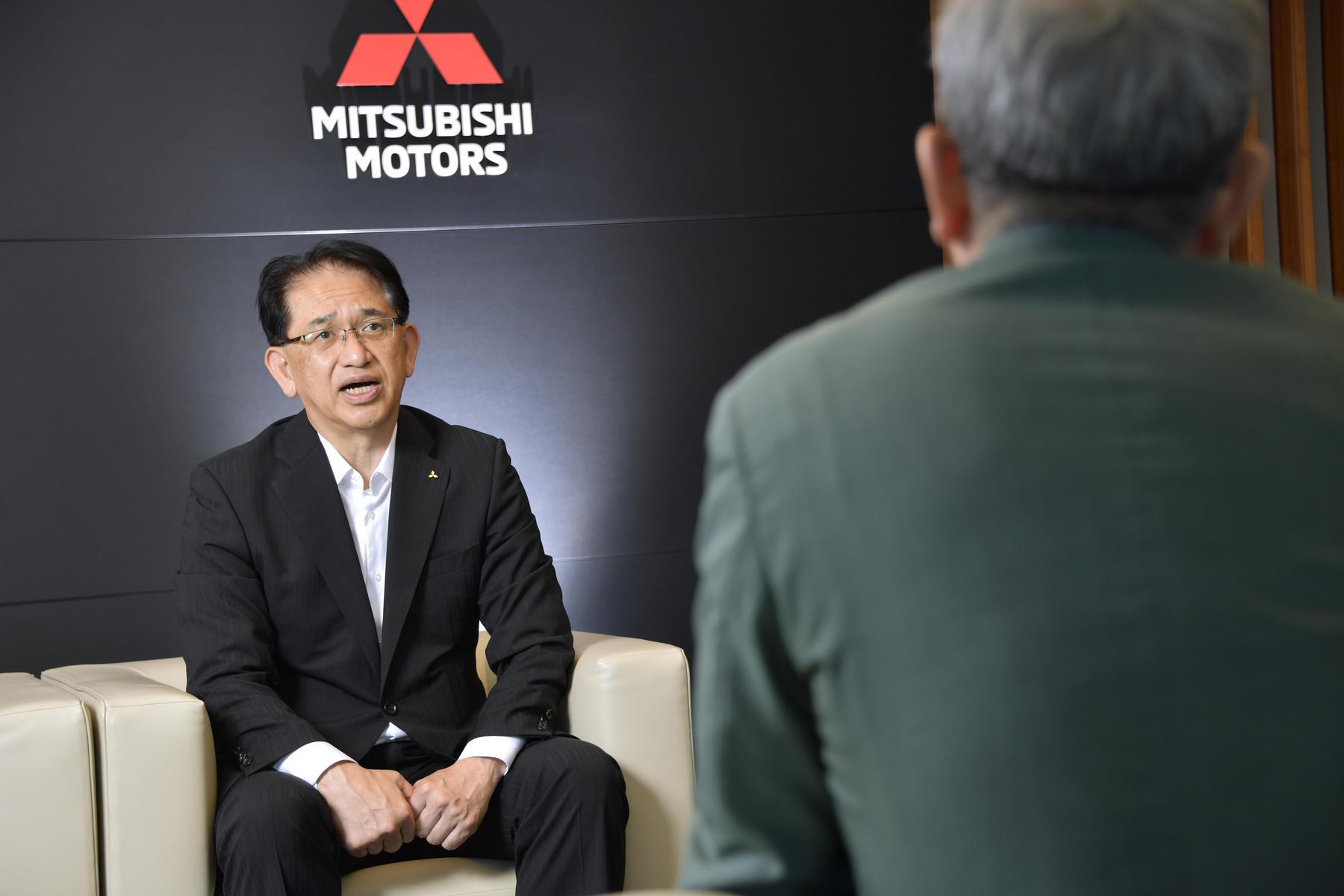 三菱自動車の岸浦信夫社長