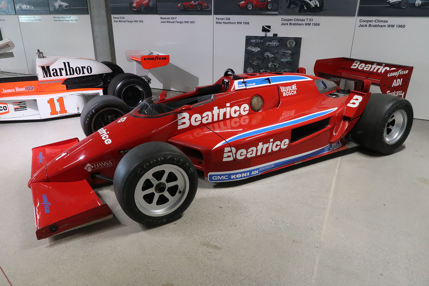 1985 Lola T900・Ford-Cosworth DFX 2650cc 90° V8 Twin-Turbo