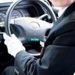【画像】車両を捕まえたら「運転手がいない」。乗客は安心安全なロボタクシーの道交法違反が海外で問題に 〜 画像1