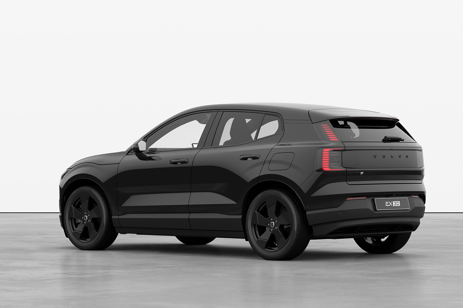 ボルボ、EX30に150台限定「Black Edition」を発売 〜 画像7