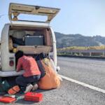 【画像】走行中に愛車がトラブル！　路肩のない道で二重事故を防ぐための優先行動 〜 画像2