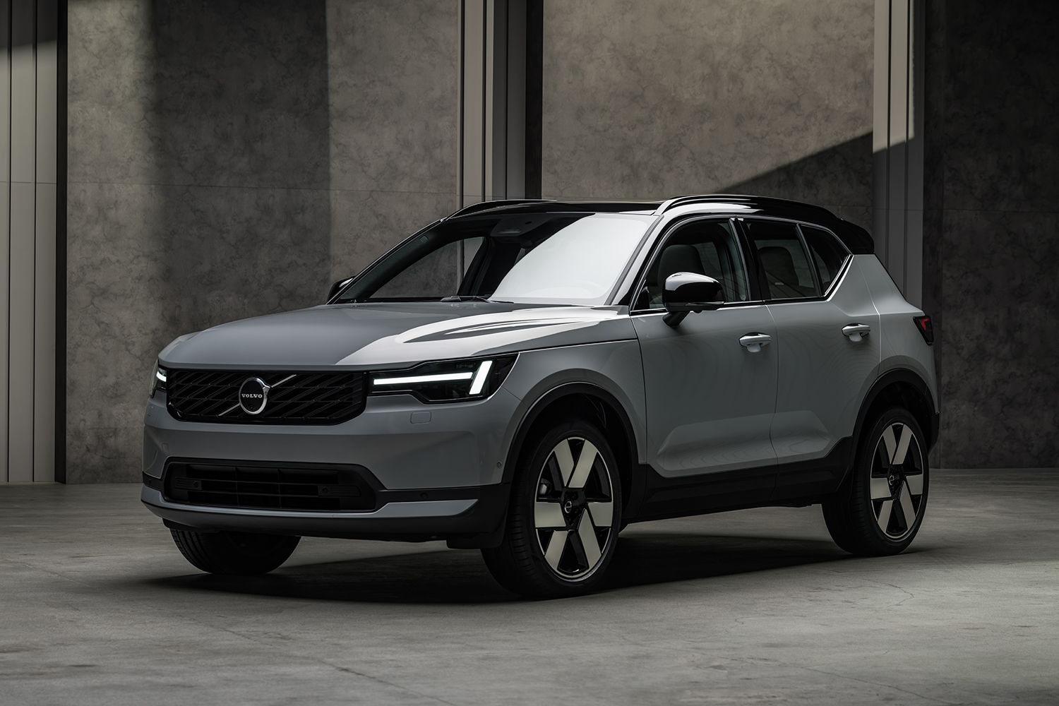 新型ボルボXC40