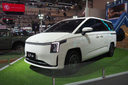 「まさかマレーシアに……」新車販売トップ陥落でインドネシアのプライドに火がついた！　「反撃の自国ブランド」育成でトヨタ王国からの脱却を狙う