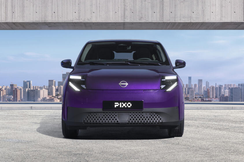 いま小型EV市場が激熱！　ルノー・トゥインゴベースの日産新型EV「ピクソ」が放つ強烈な日産らしい個性
