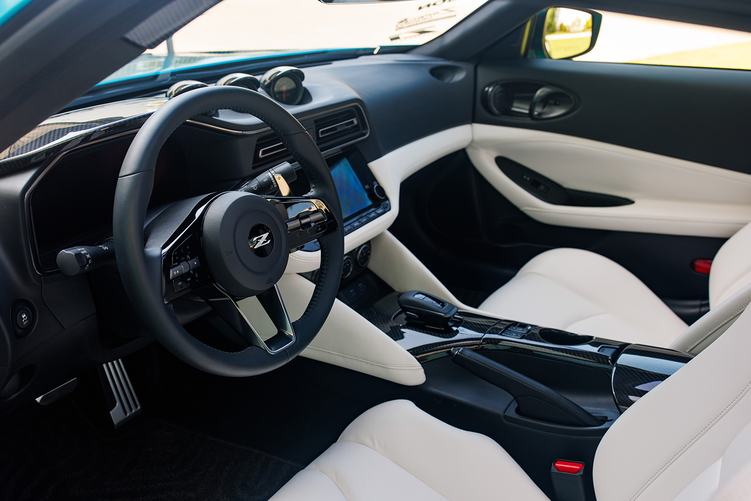 Nissan Z Kaze インテリア