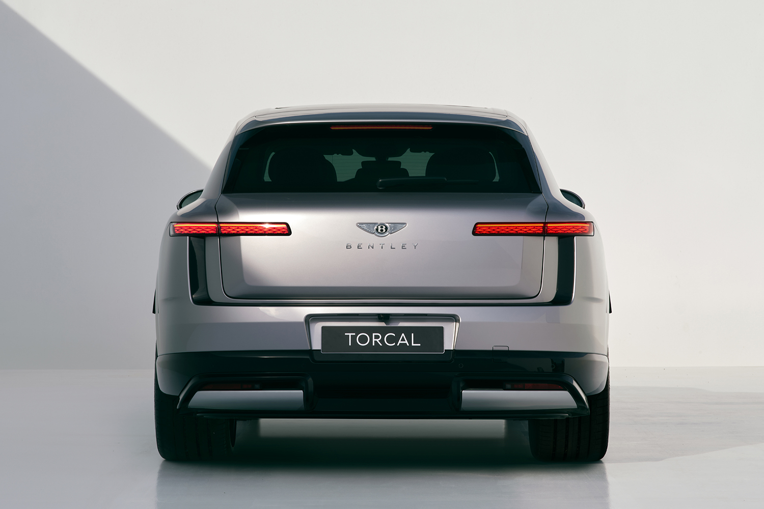 ベントレー初の電気自動車「トルカル」誕生 〜 画像10