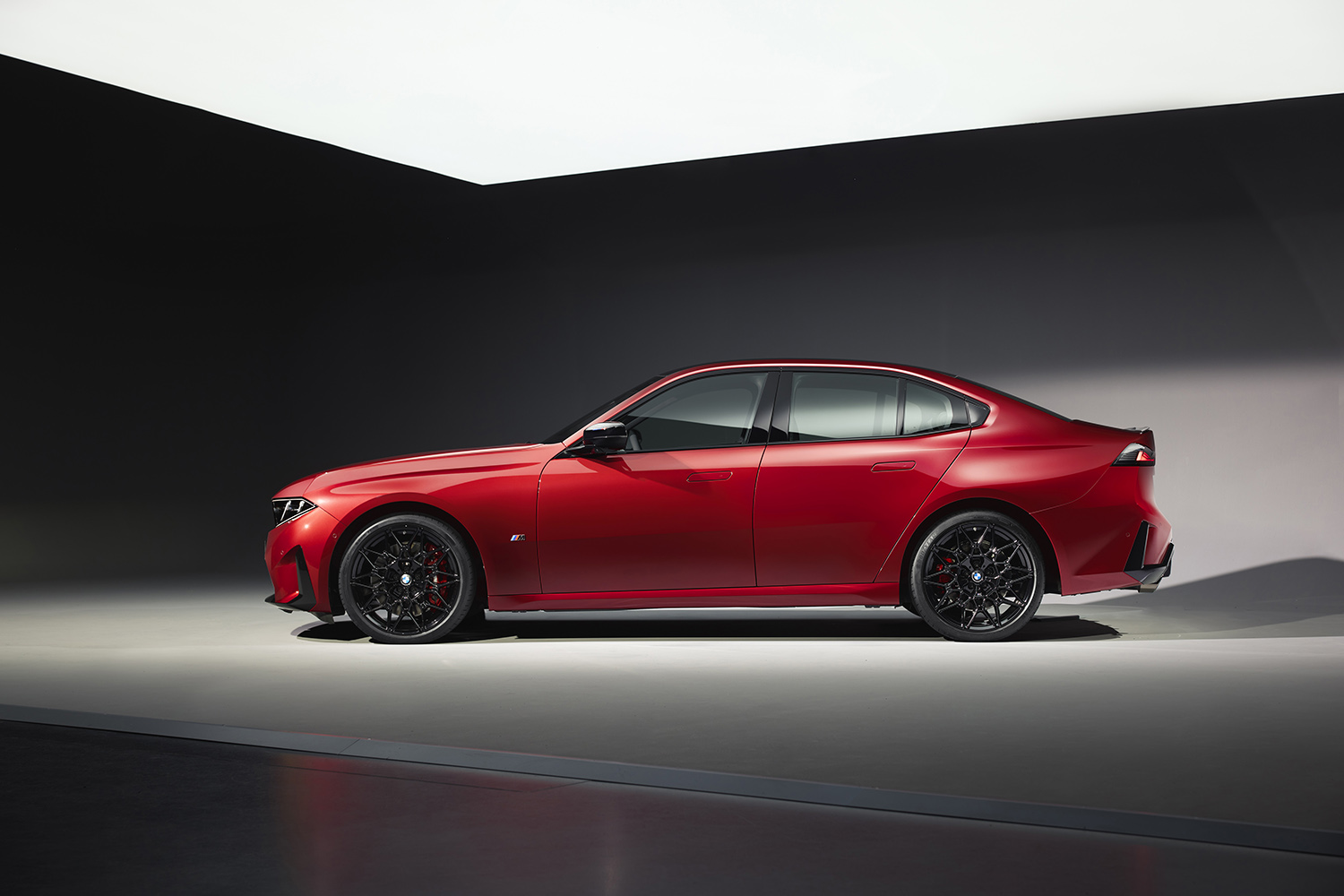 新型BMW 3シリーズはEVとエンジンを両立 〜 画像24