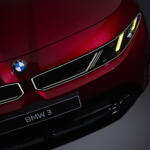 BMWが新型３シリーズの全貌を世界初公開！　BEV仕様もエンジン仕様も用意されて最新技術満載!!