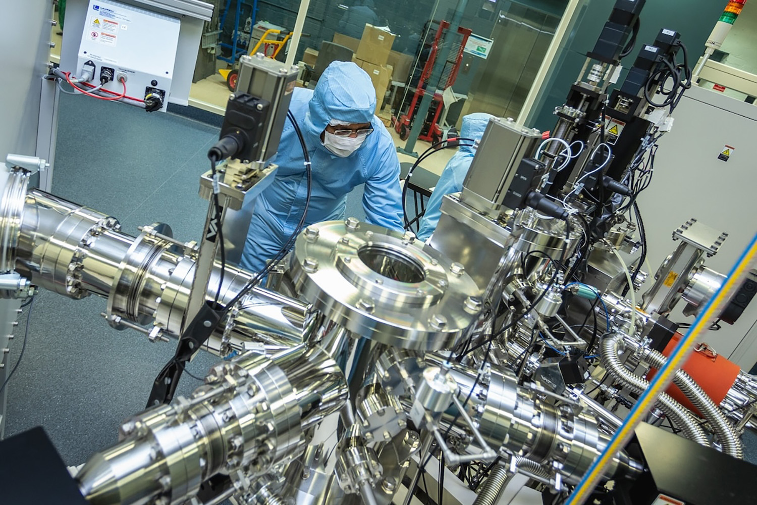 量子バッテリーの開発風景