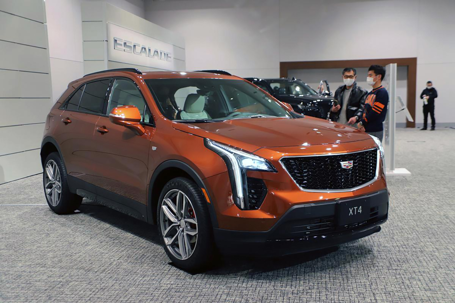 キャデラック XT4