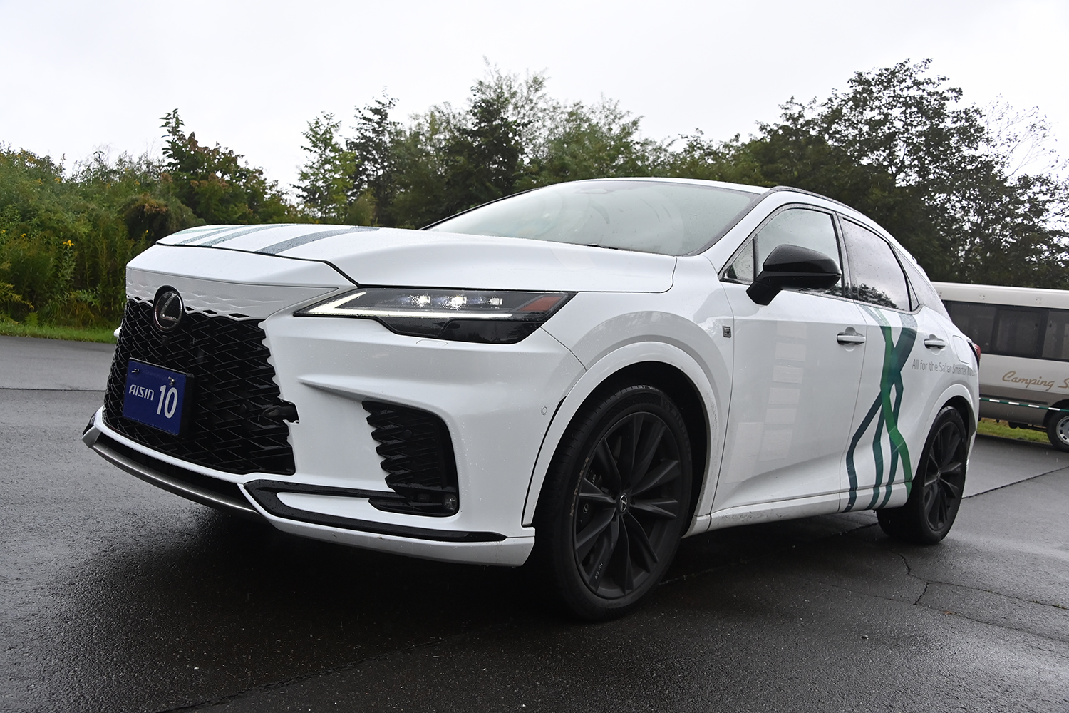 車両統合制御技術を搭載したレクサスRX