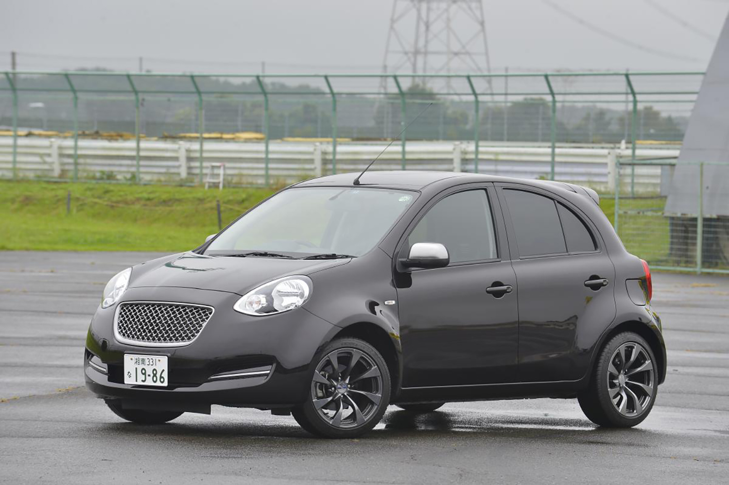 日産マーチ ボレロA30