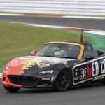 【画像】一時はトップ快走も一転……残り５分で起きた悲劇。第37回ロードスター耐久レースはWEB CARTOPチームの悲願ならず 〜 画像3