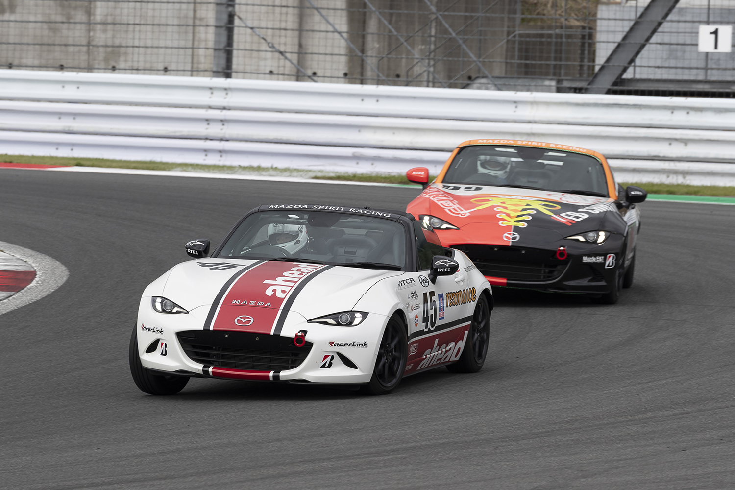 優勝０回のCARトップ＆WEB CARTOP編集部が37回連続出場中のメディア対抗ロードスター耐久レースに挑んだ 〜 画像7