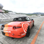 【画像】一時はトップ快走も一転……残り５分で起きた悲劇。第37回ロードスター耐久レースはWEB CARTOPチームの悲願ならず 〜 画像38