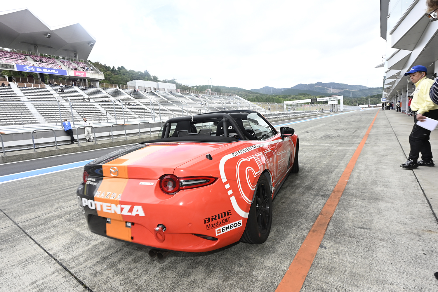 優勝０回のCARトップ＆WEB CARTOP編集部が37回連続出場中のメディア対抗ロードスター耐久レースに挑んだ 〜 画像38