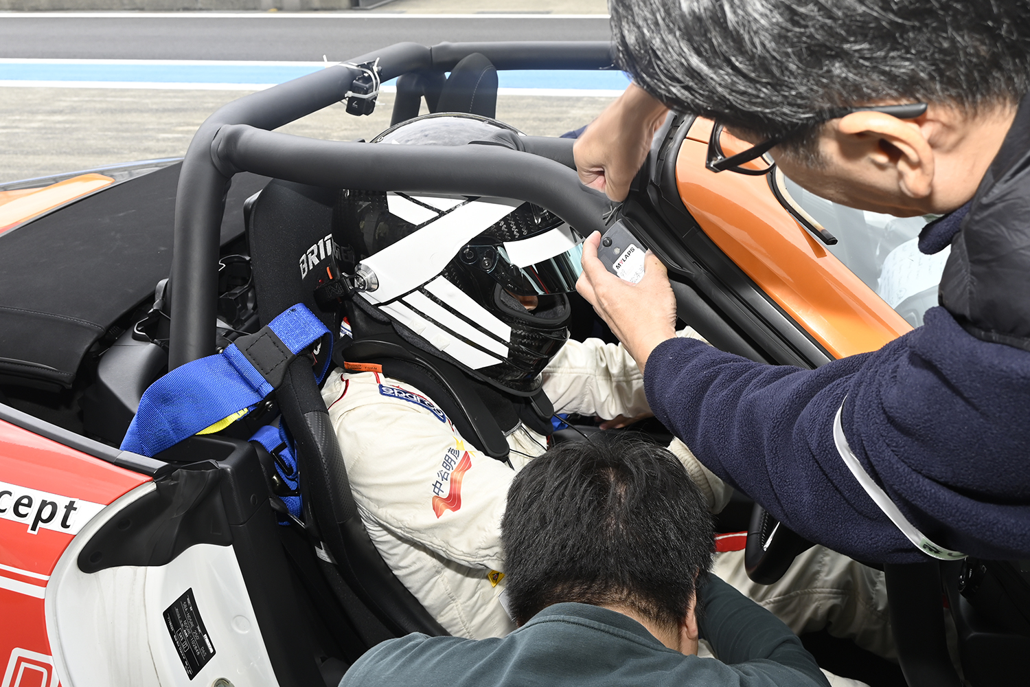優勝０回のCARトップ＆WEB CARTOP編集部が37回連続出場中のメディア対抗ロードスター耐久レースに挑んだ 〜 画像44