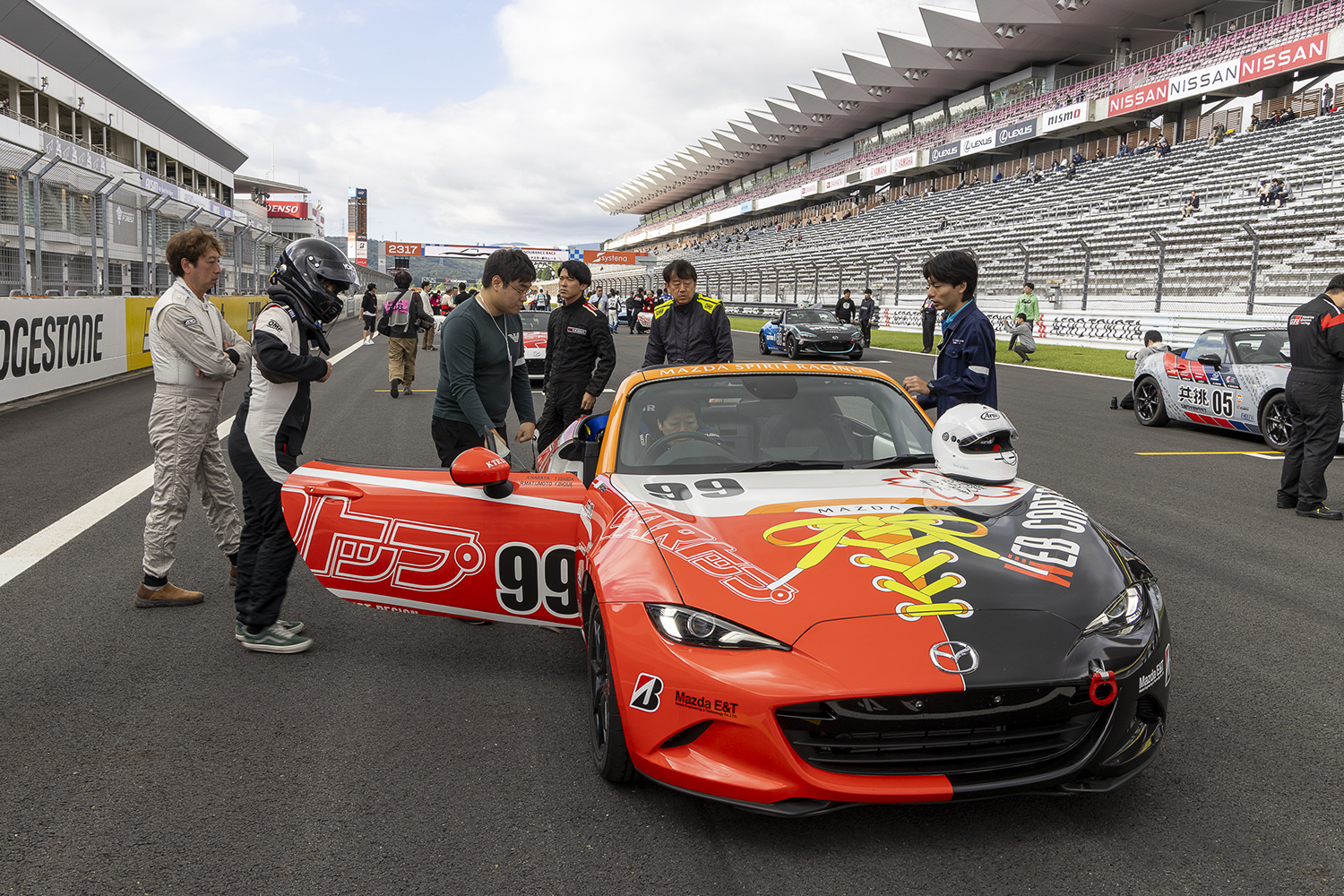 優勝０回のCARトップ＆WEB CARTOP編集部が37回連続出場中のメディア対抗ロードスター耐久レースに挑んだ 〜 画像55