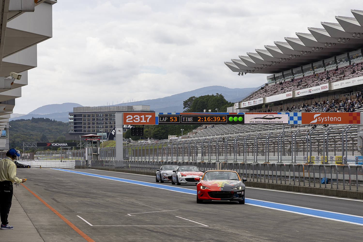優勝０回のCARトップ＆WEB CARTOP編集部が37回連続出場中のメディア対抗ロードスター耐久レースに挑んだ 〜 画像71