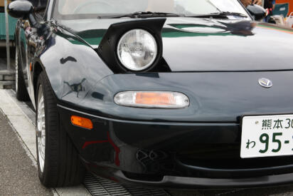 「NCなのにリトラがパカッ!?」　旧車トラブルと無縁の“合法NA顔”ロードスターの完成度がスゴイ