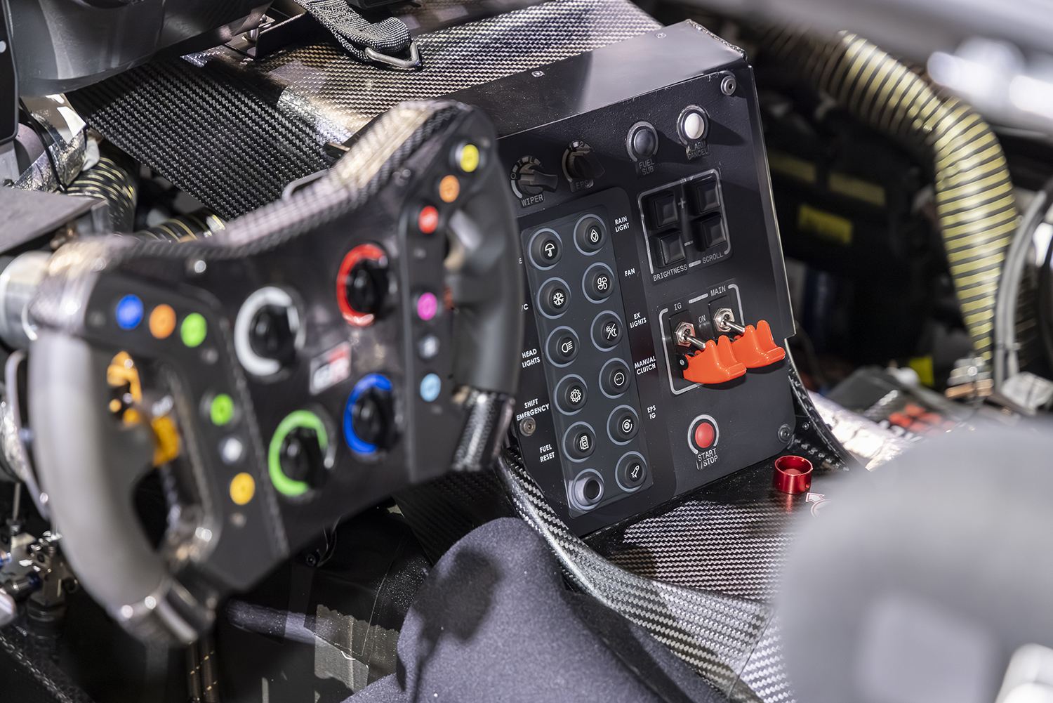 モリゾウ率いるルーキーレーシングが「GR GT3」を最終戦に投入へ 〜 画像1