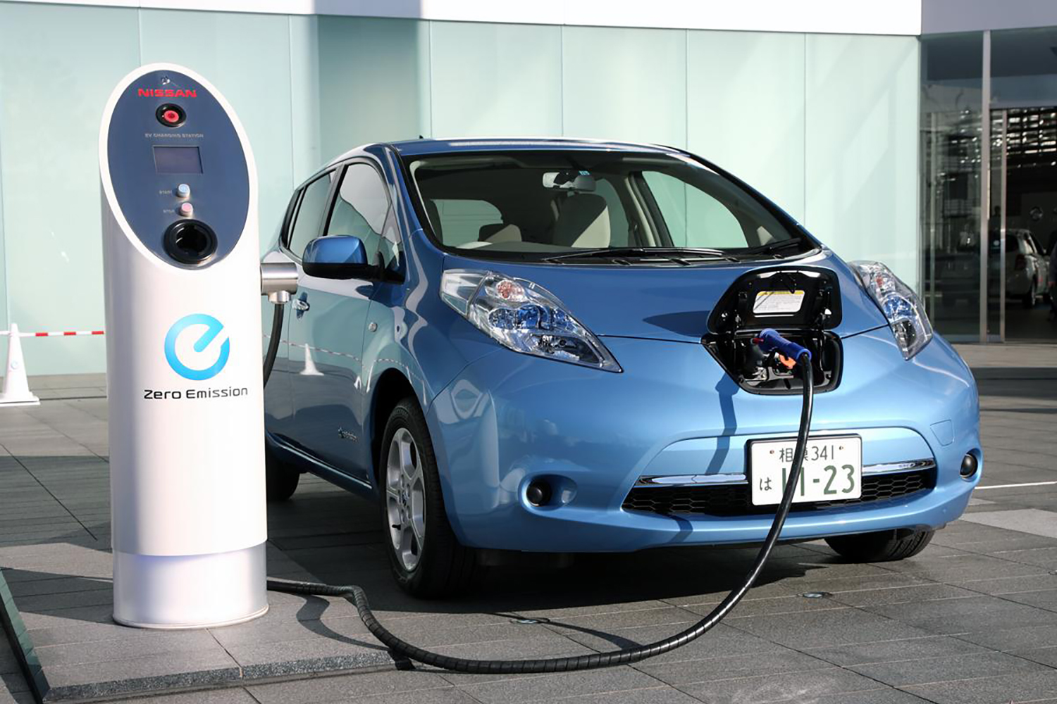 日産リーフ（初代）