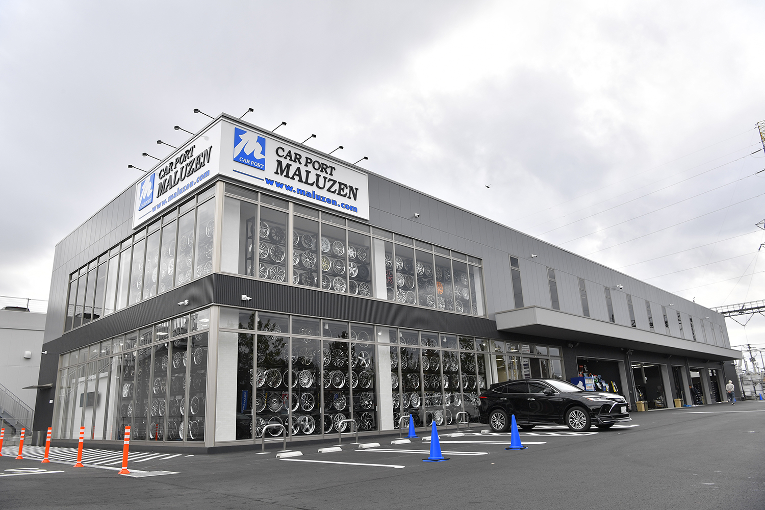 カーポートマルゼン 宇都宮インターパーク店