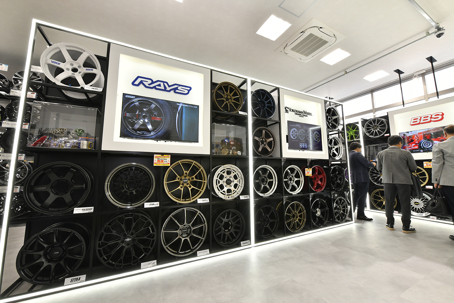 カーポートマルゼン 宇都宮インターパーク店の店内の様子 〜 画像10