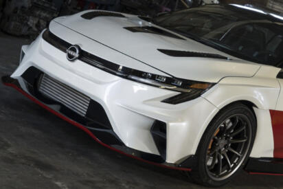 市販化熱望のFFスポーツがアメリカで爆誕！　日産が激アツFFセダン「セントラ Spec-Vコンセプト」を発表