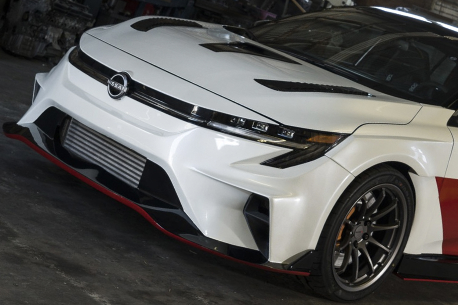 日産が激アツFFセダン「セントラ Spec-Vコンセプト」を発表