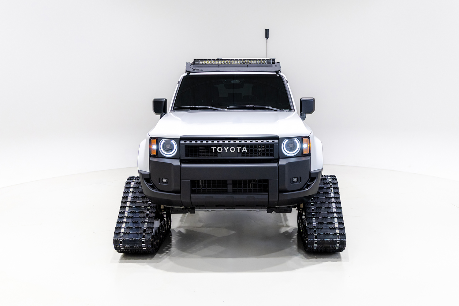 トヨタがSEMAショーに展示する雪道特化型ヨンク「スノーハンターコンセプト」がバケモノだった 〜 画像7