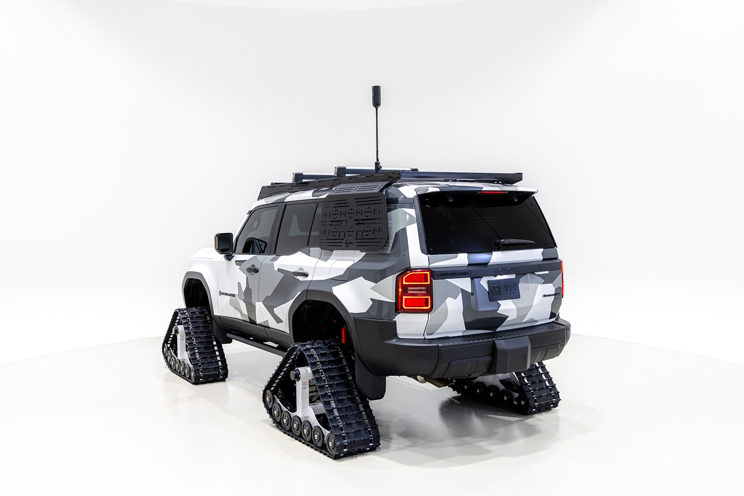トヨタがSEMAショーに展示する雪道特化型ヨンク「スノーハンターコンセプト」がバケモノだった 〜 画像10