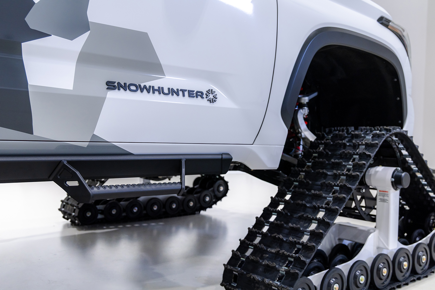 トヨタがSEMAショーに展示する雪道特化型ヨンク「スノーハンターコンセプト」がバケモノだった 〜 画像43