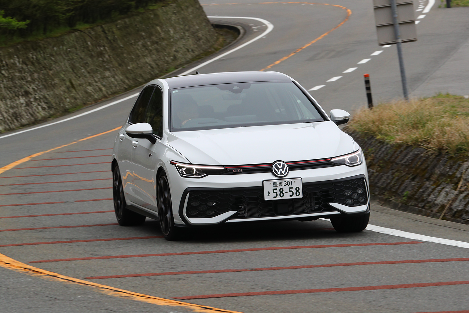 フォルクスワーゲン・ゴルフGTIの走行