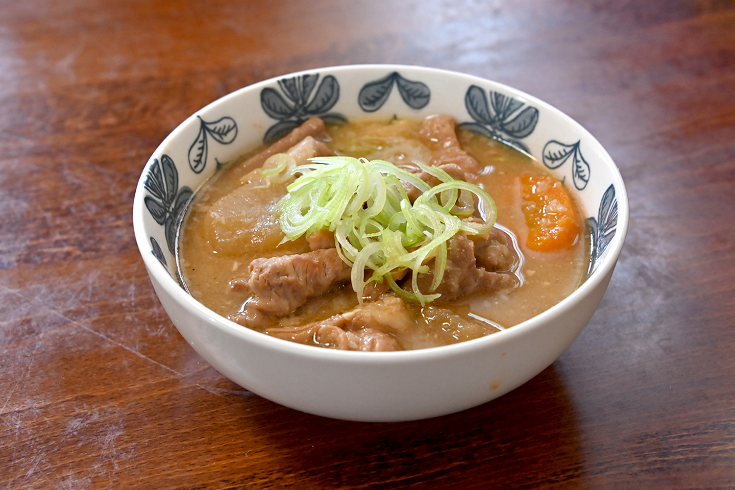 福BASEのもつ煮