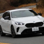 【画像】弱点の重ささえも問題にならず！　BMW M135に乗ってガンさんが絶賛した「ほぼパーフェクト」な完成度【ガンさんこと黒沢元治のDPQ：BMW M135 xDrive編】 〜 画像2