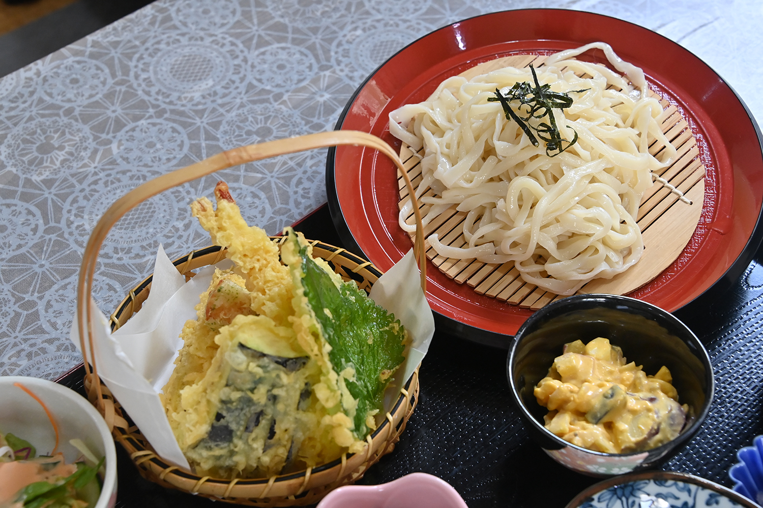 天ぷら・うどん・小鉢まで山盛りな「たんぽぽ」の日替わり定食で腹も心も満腹【Ｐ専食堂】 〜 画像9