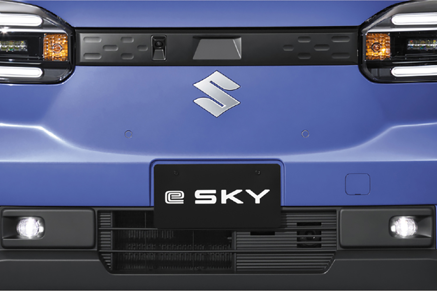 スズキは純正アクセサリーでeSKYの「近未来系」と「ポップ系」を強調するふたつの顔を提案 〜 画像1
