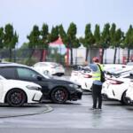 【画像】集まったタイプＲで「TYPE R」のクルマ文字！　鈴鹿で初開催の「Honda All Type R World Meeting 2026 in Suzuka」が圧巻だった 〜 画像26