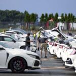 【画像】集まったタイプＲで「TYPE R」のクルマ文字！　鈴鹿で初開催の「Honda All Type R World Meeting 2026 in Suzuka」が圧巻だった 〜 画像30